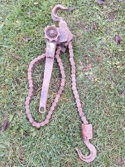 Predám reťazový zdvihák