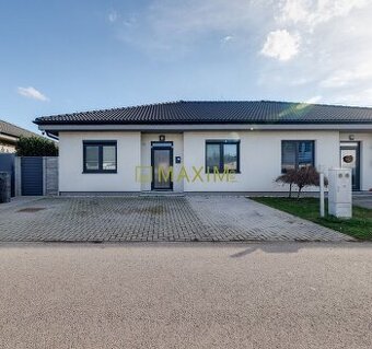 TOP Exkluzívny 4-izbový dom v Miloslavove: Bazén, záhrada, f