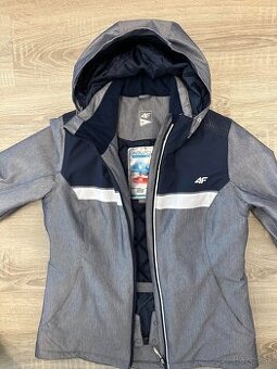 Dámska lyžiarska bunda 4F s membránou 5000, veľkosť M