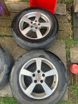 Predam komplet kolesa