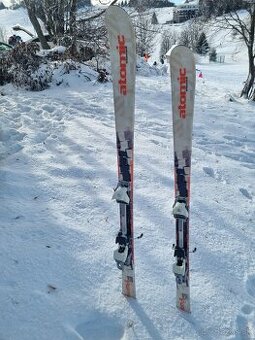 Skialpové lyže Atomic