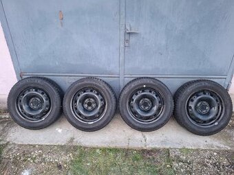 Zimna sada VW GROUP, Barum 185/60 R15 XL,5x100,8 mm, 2024