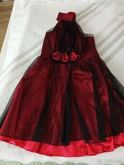 Spoločenské šaty veľkosť M ,4 kusy