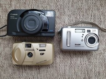 Predám staré fotoaparáty