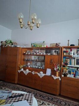 Retro drevený nábytok