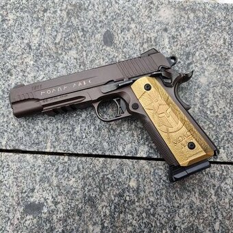Pažbičky pre Sig Sauer 1911 Spartan 4,5 BB co2 blowback2