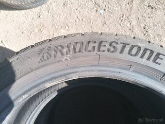 215/45r17  letné