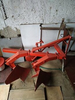 Pluh za malotraktor dvojpluh