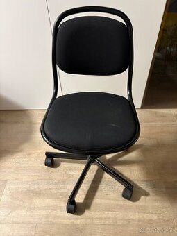 Detská otočná stolička ikea