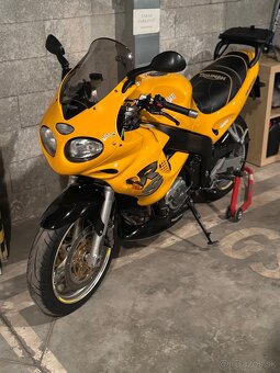 Triumph Sprint RS