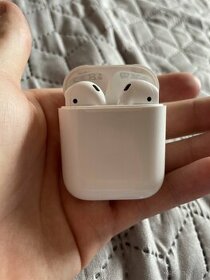 Apple AirPods 2 - 1