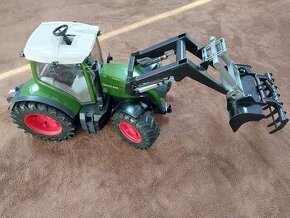 Bruder traktor - 1