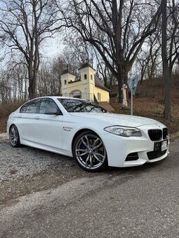 BMW F10 M550d M-Performace Xdrive,Steptronic,Kamera,R20