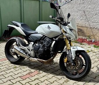 Honda CB600F Hornet