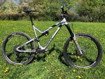 Commencal meta am v4.2 2018 XLko 27,5 kolesa