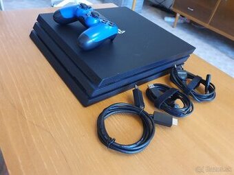 Predám Playstation 4 PRO 1TB + 1 joystick + hra