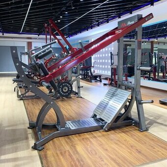 Pendulum squat