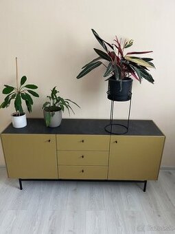 Komoda Variedo