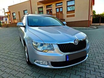 ŠKODA SUPERB COMBI GREENLINE 1.6TDI 105K ELEGANCE.