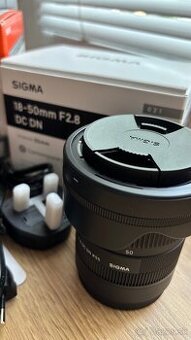 Sigma 18-50mm f/2.8 DC DN Contemporary (Sony E-mount)