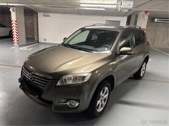 Toyota RAV4 2010