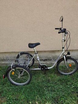 Trojkolesový bicykel