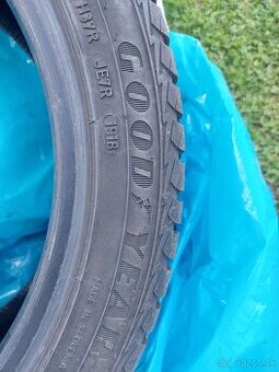 Používané zimné pneu Good Year 225/45 R17