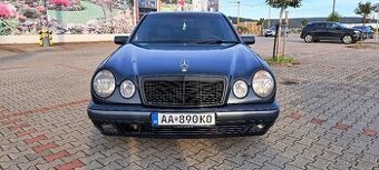 Mercedes-Benz W210 E230