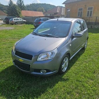 Predám Chevrolet AVEO benzín 1.4, 74kW, r.v.2009
