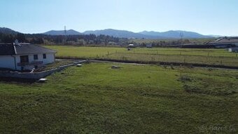 NA PREDAJ / Stavebný pozemok v obci Stránske