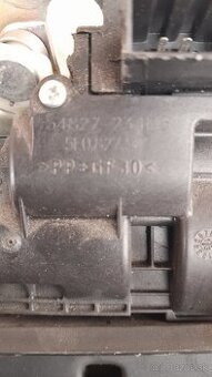 Predám zamok kufra skoda rapid 1.6 tdi spaceback 66kw 2015 - 1