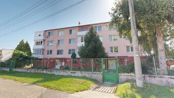 3-izbový byt 70m2+balkón, záhrada 200m2