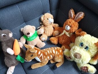 Predam velke plysaky 2,50e kus