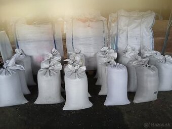 Predam jacmen, psenicu, ovos s možným dovozom.