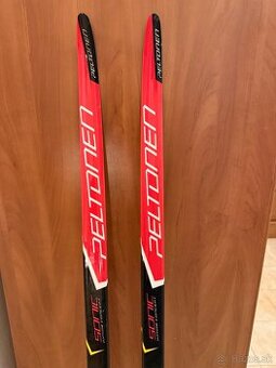 Bežky so šupinami Peltonen 150 cm ako nové navoskované