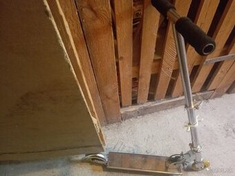 Chlapčenská kolobežka