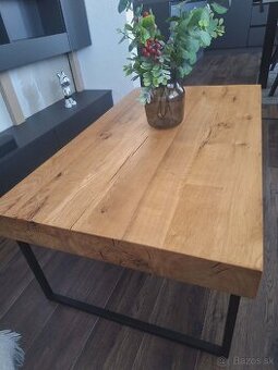 Stol do obyvacky