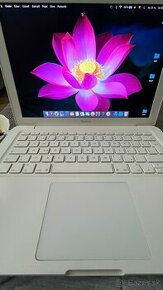 Apple MacBook