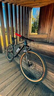 Karbónový XC hardtail Orbea Alma M50