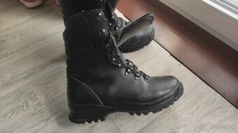 Vojenské kanady goretex