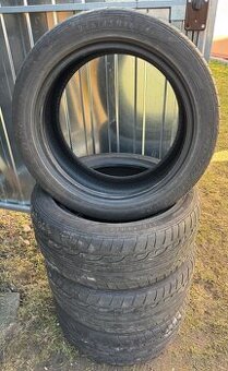 Predám Dunlop 215/45 r16