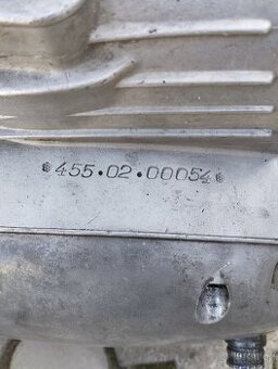 Motor ČZ 250