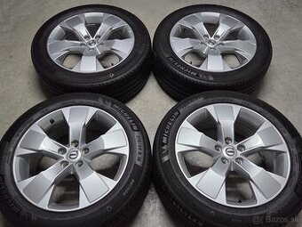 VOLVO "18", letné Michelin