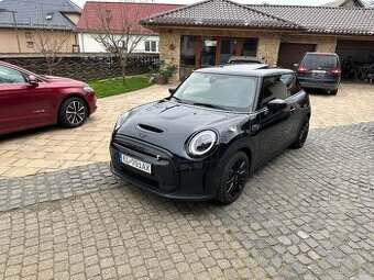 Mini Cooper S SE Electric 135kW 12/21 44tisíc km