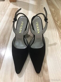 PRADA čierne zamatové topánky, veľ. 37,5