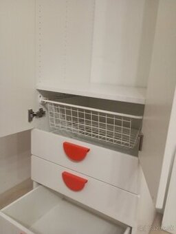skriňa do detskej izby Ikea Smastad