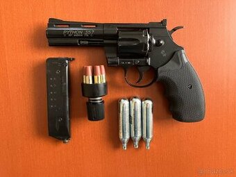 Predám airsoft revolver Colt Python 357 CO2 + príslušenstvo