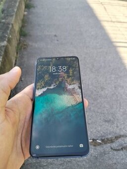 📱 Xiaomi Mi 9 – 128GB / 6GB RAM – veľmi dobrý stav