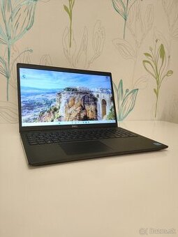 Dell Latitude 3520 i3-1115G4/8 Gb RAM/256 Gb SSD