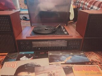 Radiogramofon Tesla +17 platni